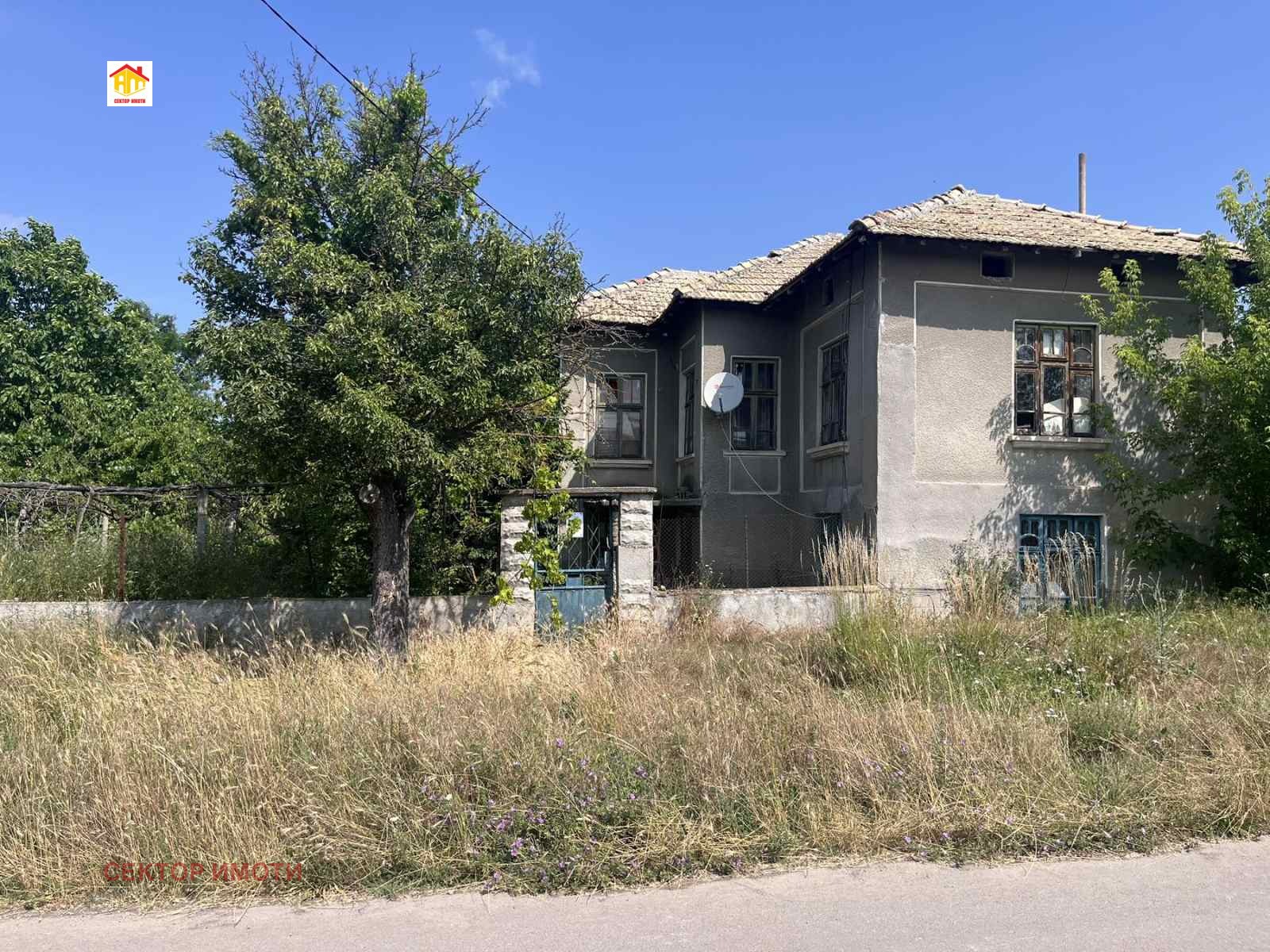 Продава КЪЩА област Търговище, с. Буховци